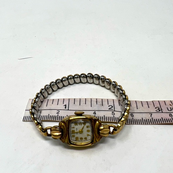 Vintage watch. As Is . - Picture 3 of 4